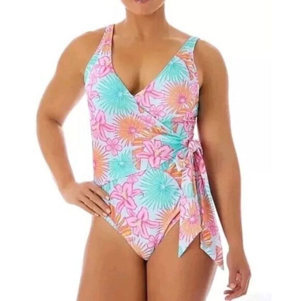Member's Mark Ladies Floral Adjustable Strap Size Medium One Piece Swimsuit NWOT